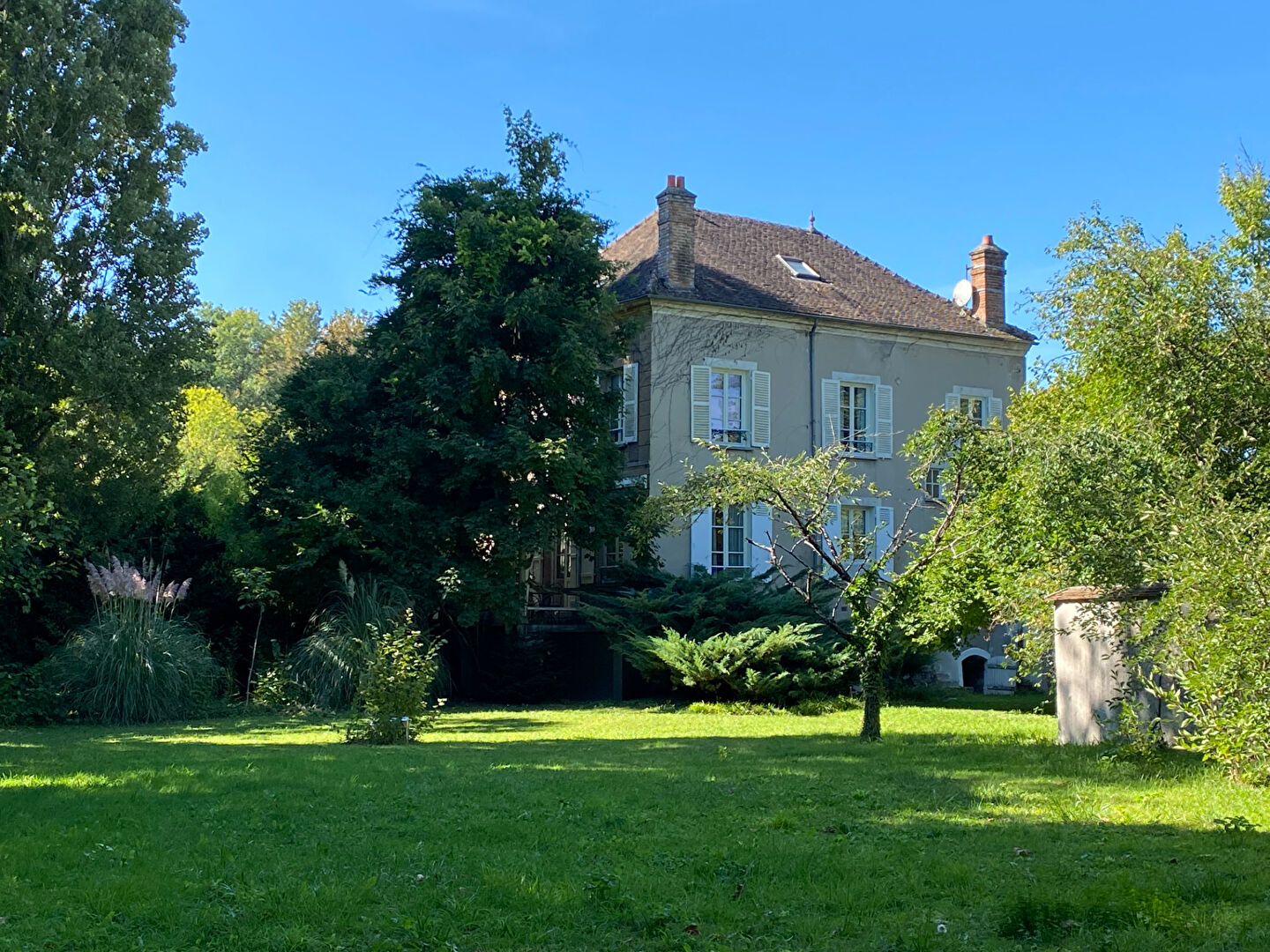 Agence immobilière de HACQUIN DAUVERGNE Fontainebleau - HACQUIN DAUVERGNE