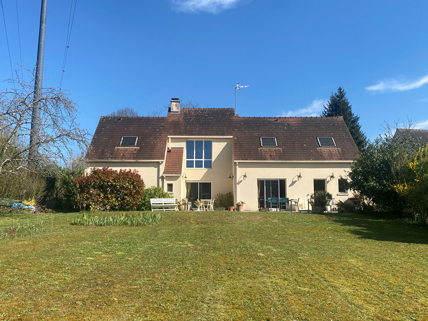 Photo Maison d'architecte sur superbe jardin de 2500m2 image 4/6