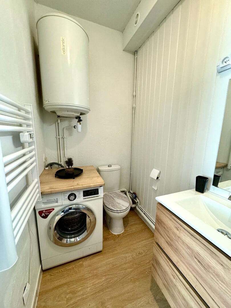 Photo STUDIO MEUBLE LIBRE DE SUITE image 5/6