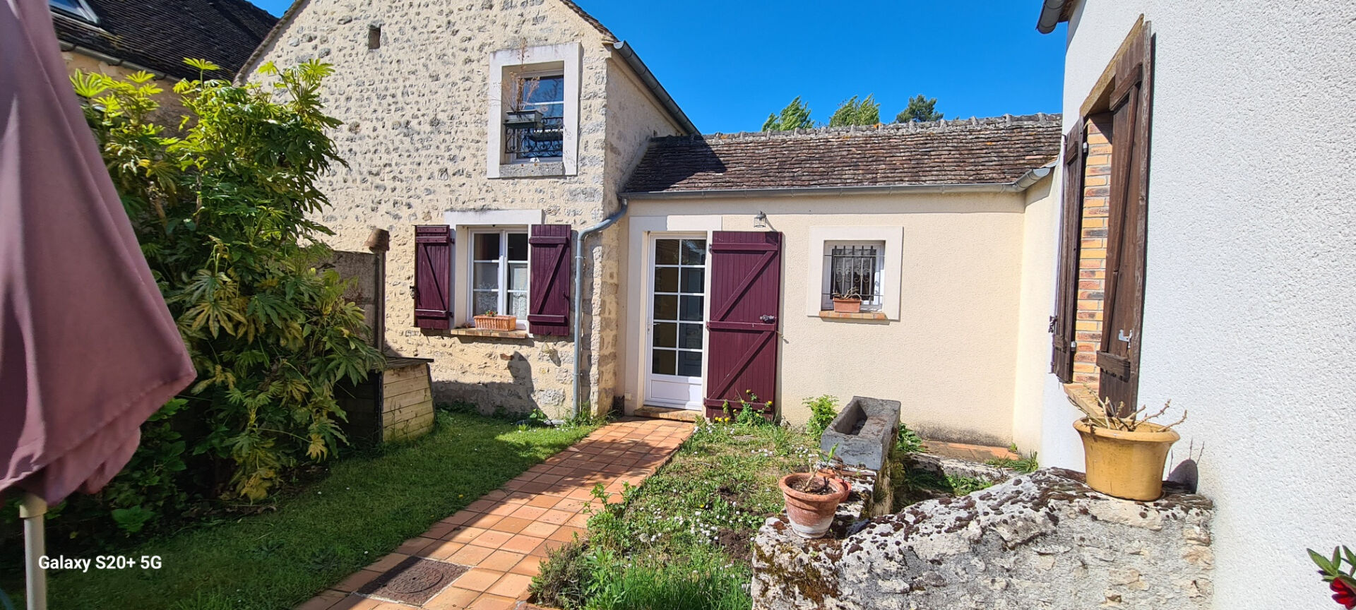 ANCIEN CORPS DE FERME  ET SA  GRANGE