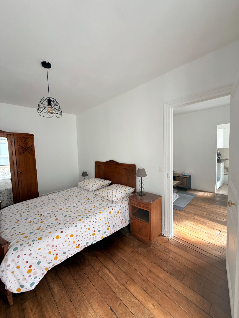 Photo Exclusivité. Place Colonel Fabien - Boulevard de la Villette, un appartement 2 pièces de 30.11m² image 5/6