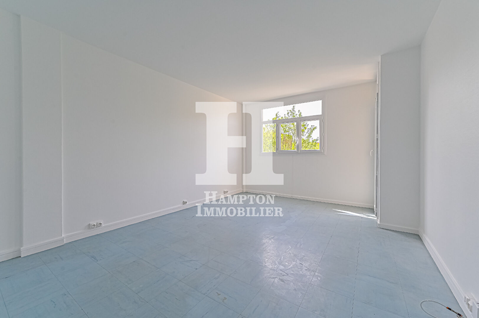 Agence immobilière de HAMPTON IMMOBILIER Paris 19eme - HAMPTON IMMOBILIER