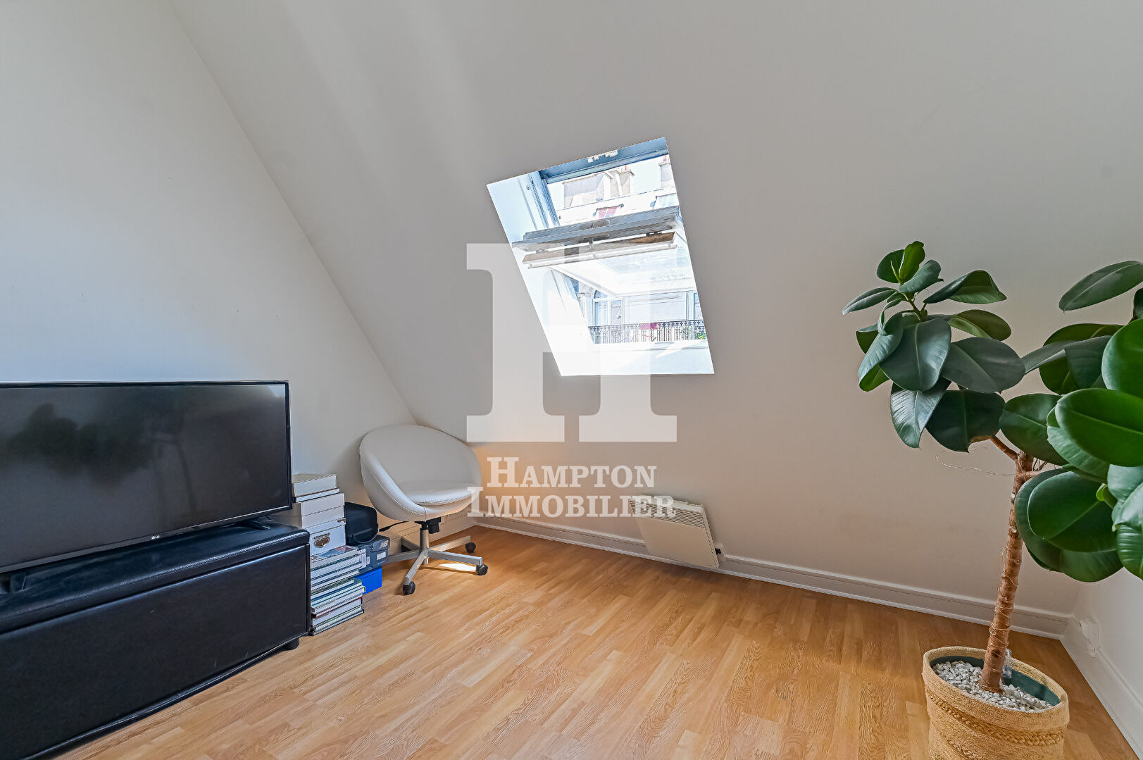 Agence immobilière de HAMPTON IMMOBILIER Paris 19eme - HAMPTON IMMOBILIER