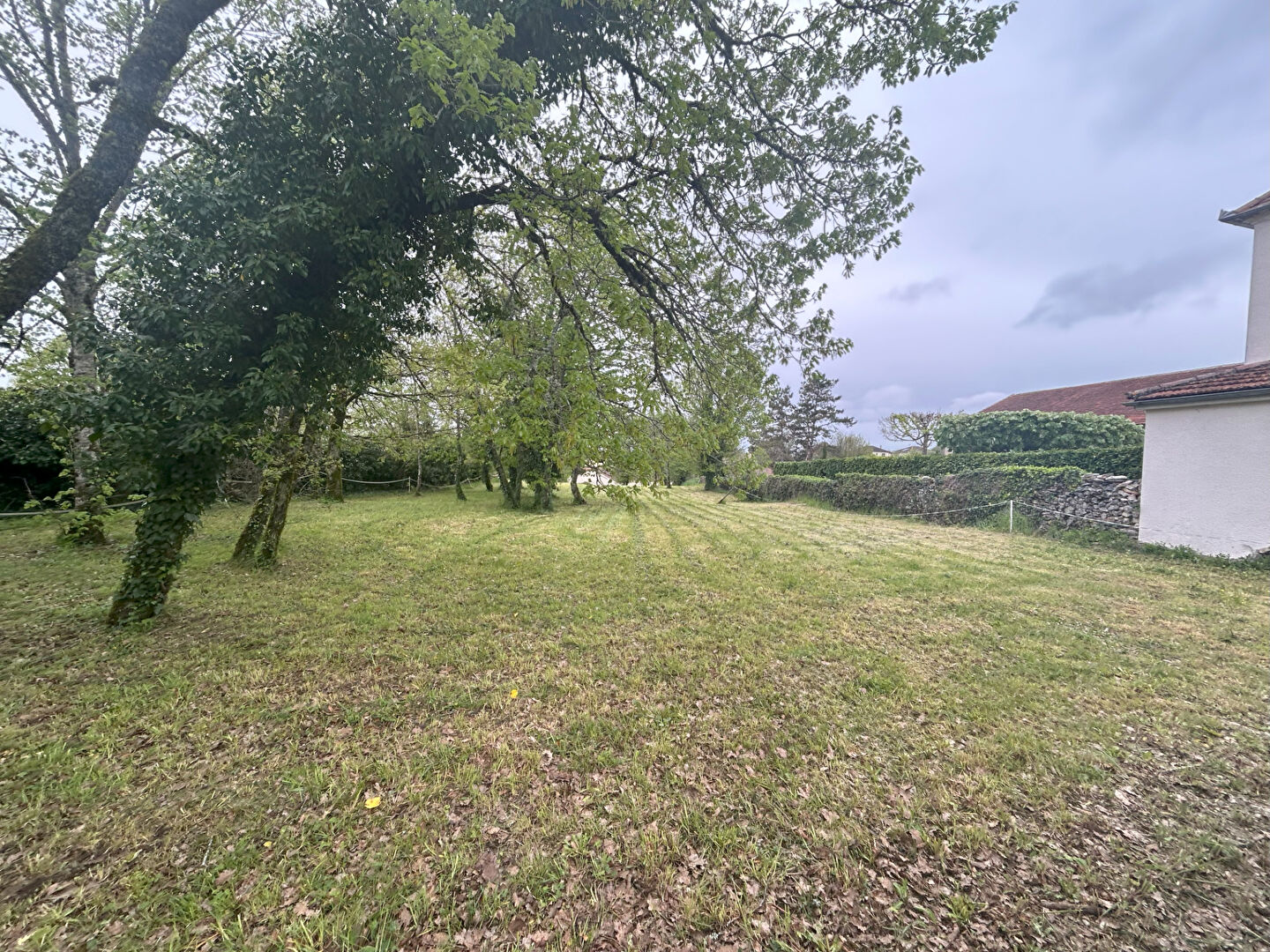 Photo Terrain constructible proche du bourg image 4/6