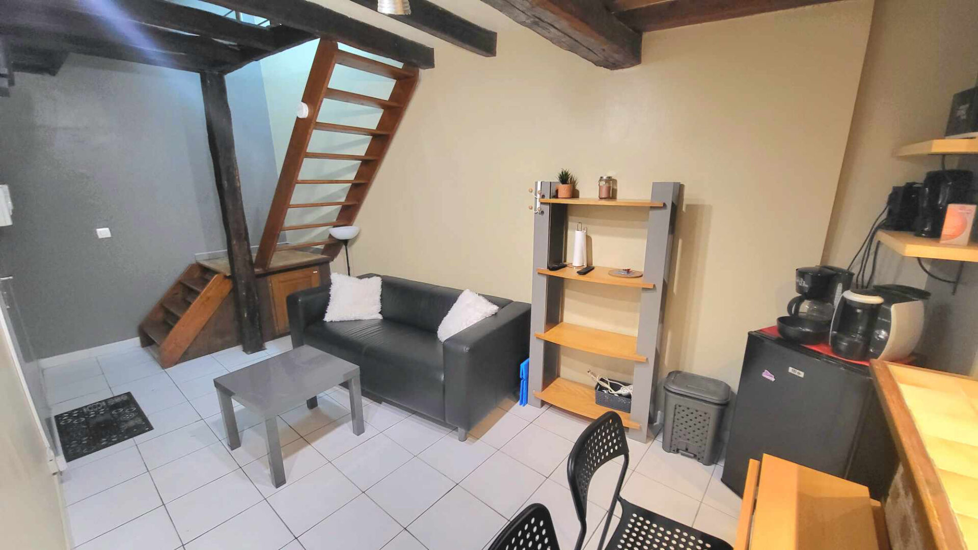 Studio en duplex, 1 chambre, Fontainebleau centre 109 000
