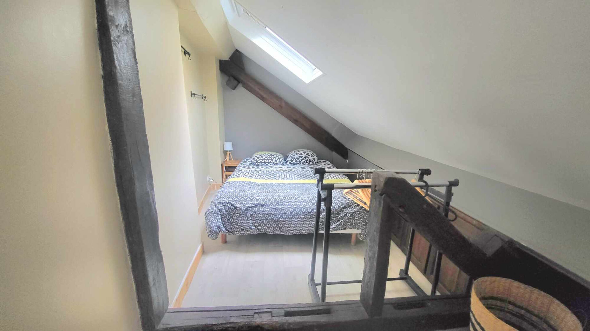 Photo Studio en duplex, 1 chambre, Fontainebleau centre 109 000 image 2/5