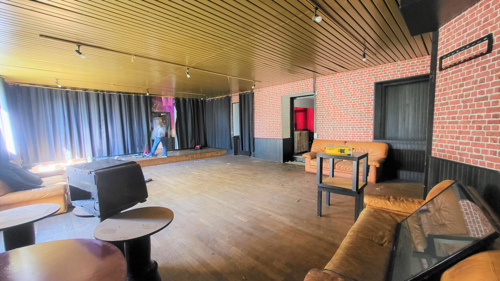 Photo Immeuble secteur de Melun de 500 m2 environ avec parking image 3/6