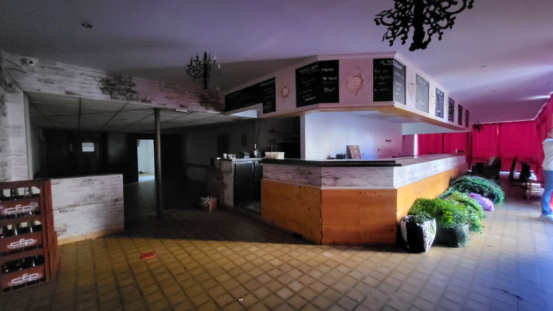 Photo Immeuble secteur de Melun de 500 m2 environ avec parking image 4/6