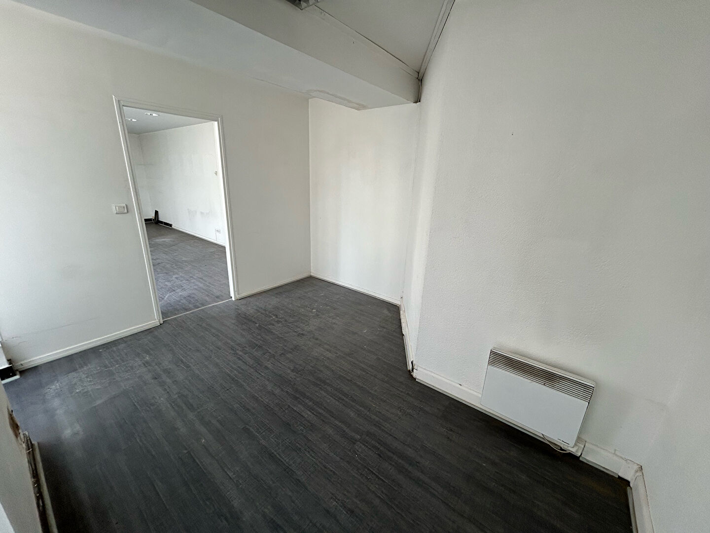 Photo Local commercial Fontainebleau RARE ! image 2/6