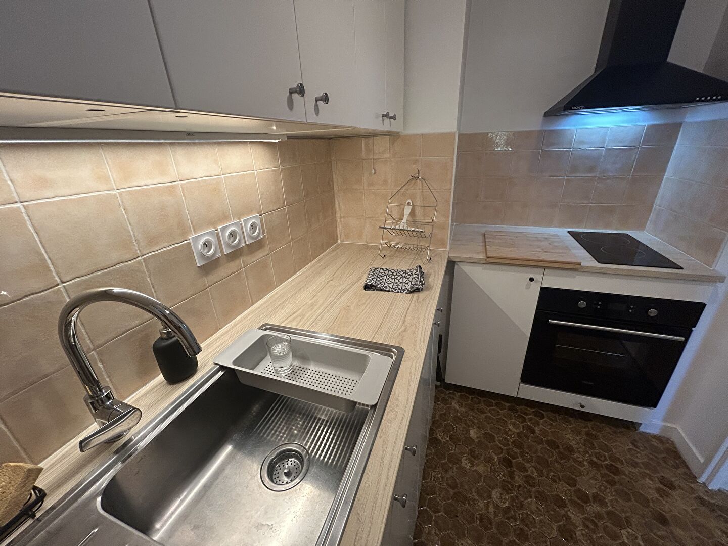 Photo F2 Meublé FONTAINEBLEAU image 3/6