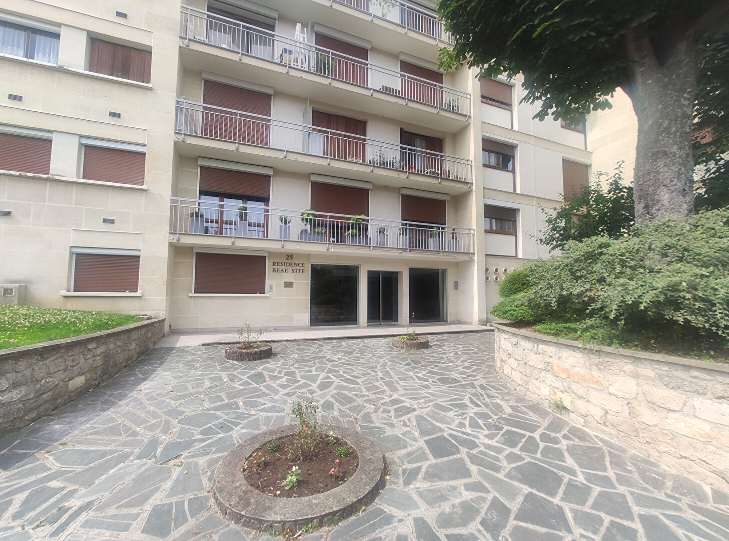 Agence immobilière de H ET C IMMOBILIER St maur des fosses - H ET C IMMOBILIER