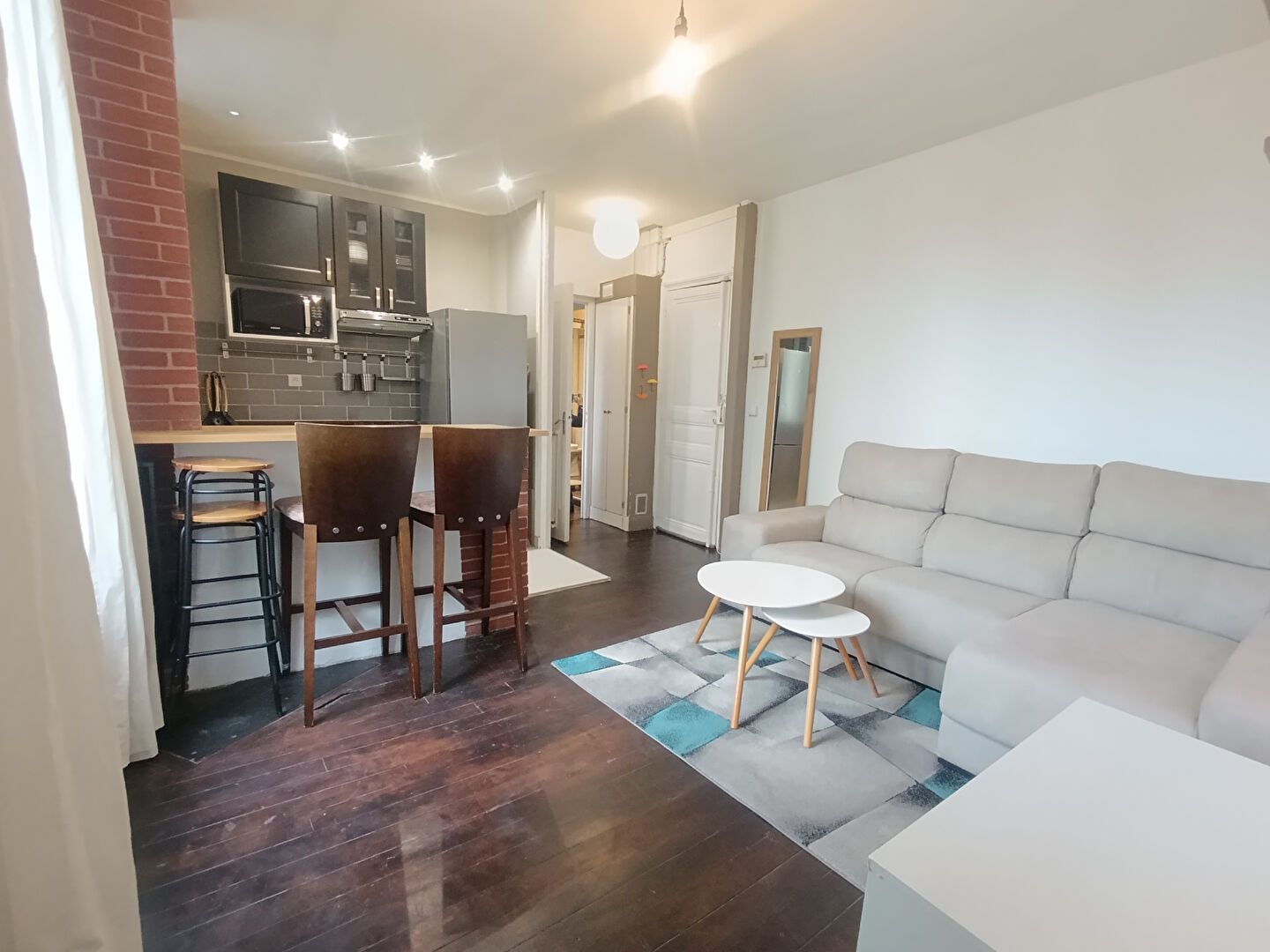 Photo ST-MAUR Mairie - Appartement meublé  3 pièces image 3/6