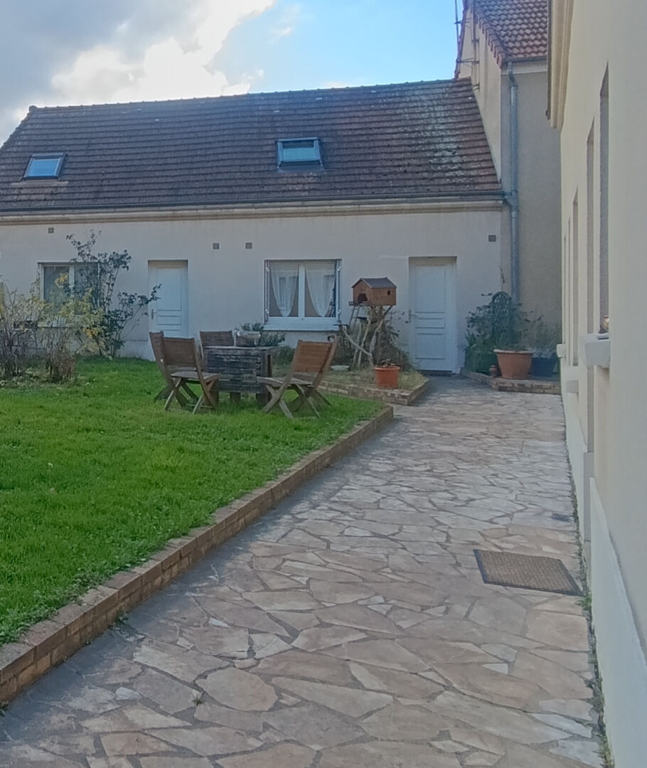 Photo Appartement Saint Maur Des Fosses 2 pièce(s) 51 m2 image 1/1