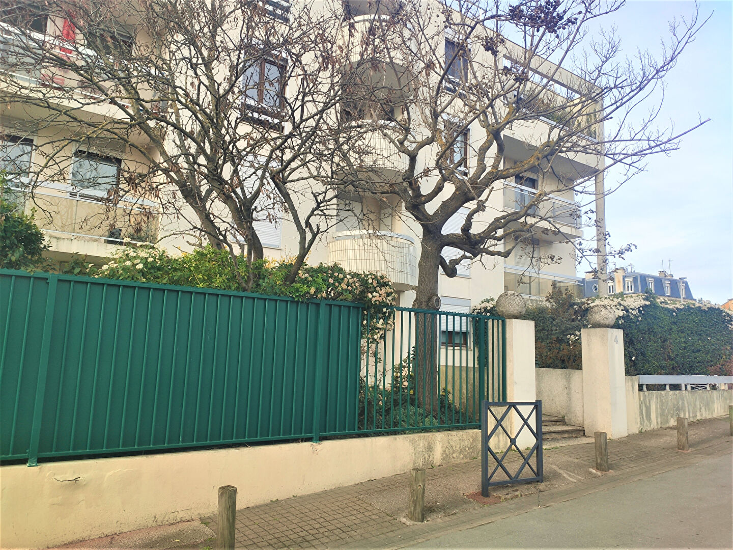 Agence immobilière de H ET C IMMOBILIER St maur des fosses - H ET C IMMOBILIER