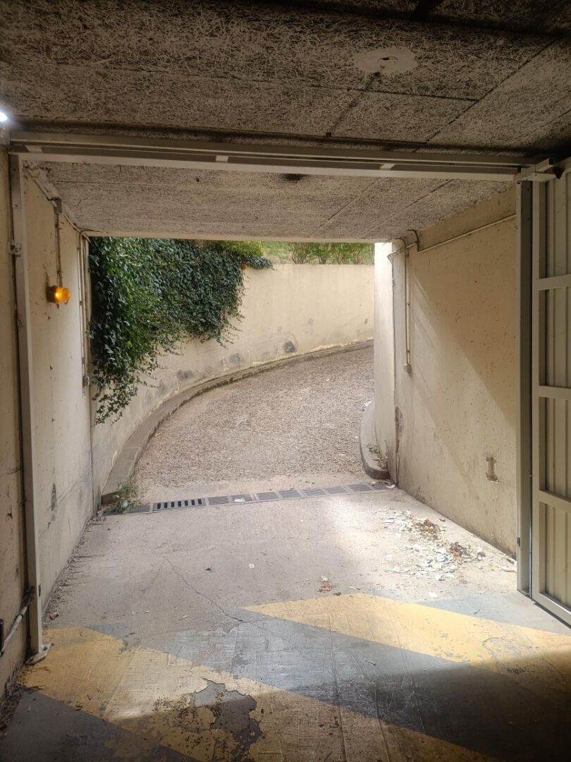 Agence immobilière de H ET C IMMOBILIER St maur des fosses - H ET C IMMOBILIER