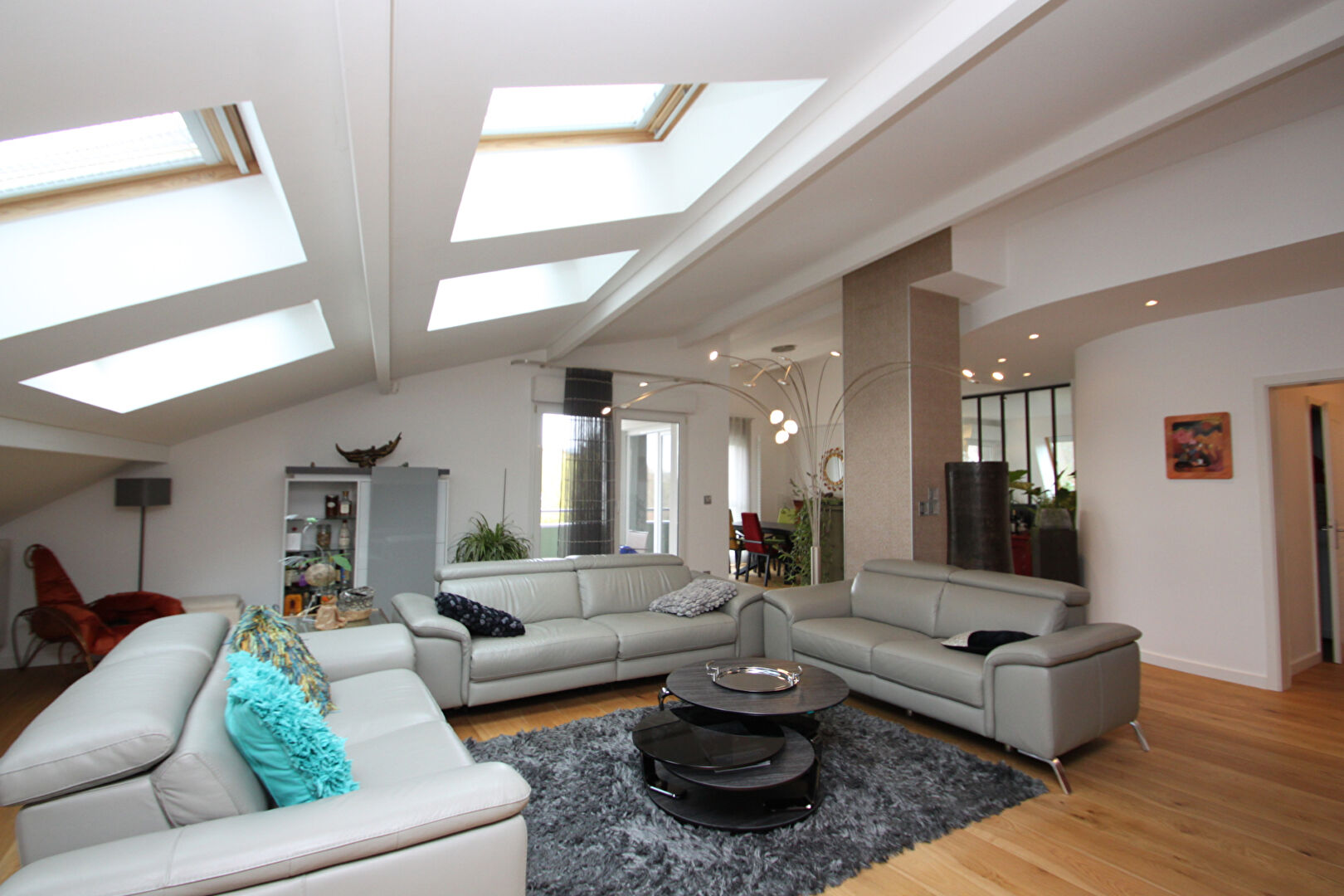 Photo SAINT JULIEN LES METZ  Au calme Appartement grand standing F5 en attique  de 150 m² 3 chambres avec 2 terrasses et garage 2 véhicules image 3/6