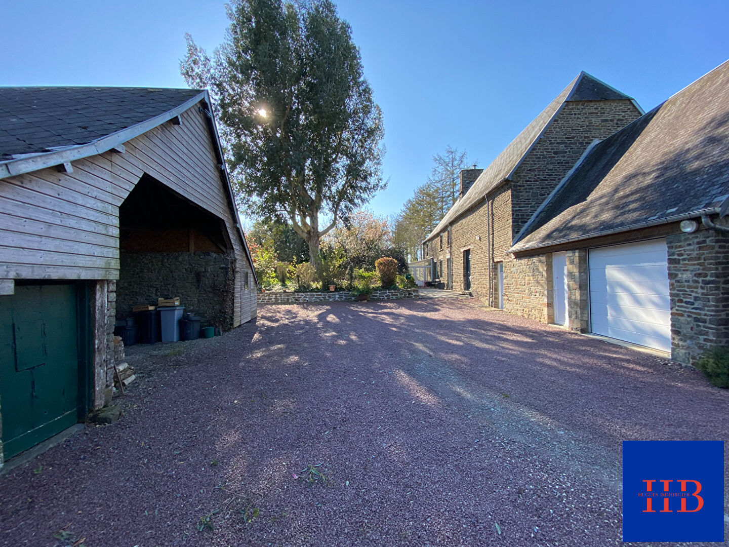 Agence immobilière de Hugues Immobilier Val de drome - Hugues Immobilier