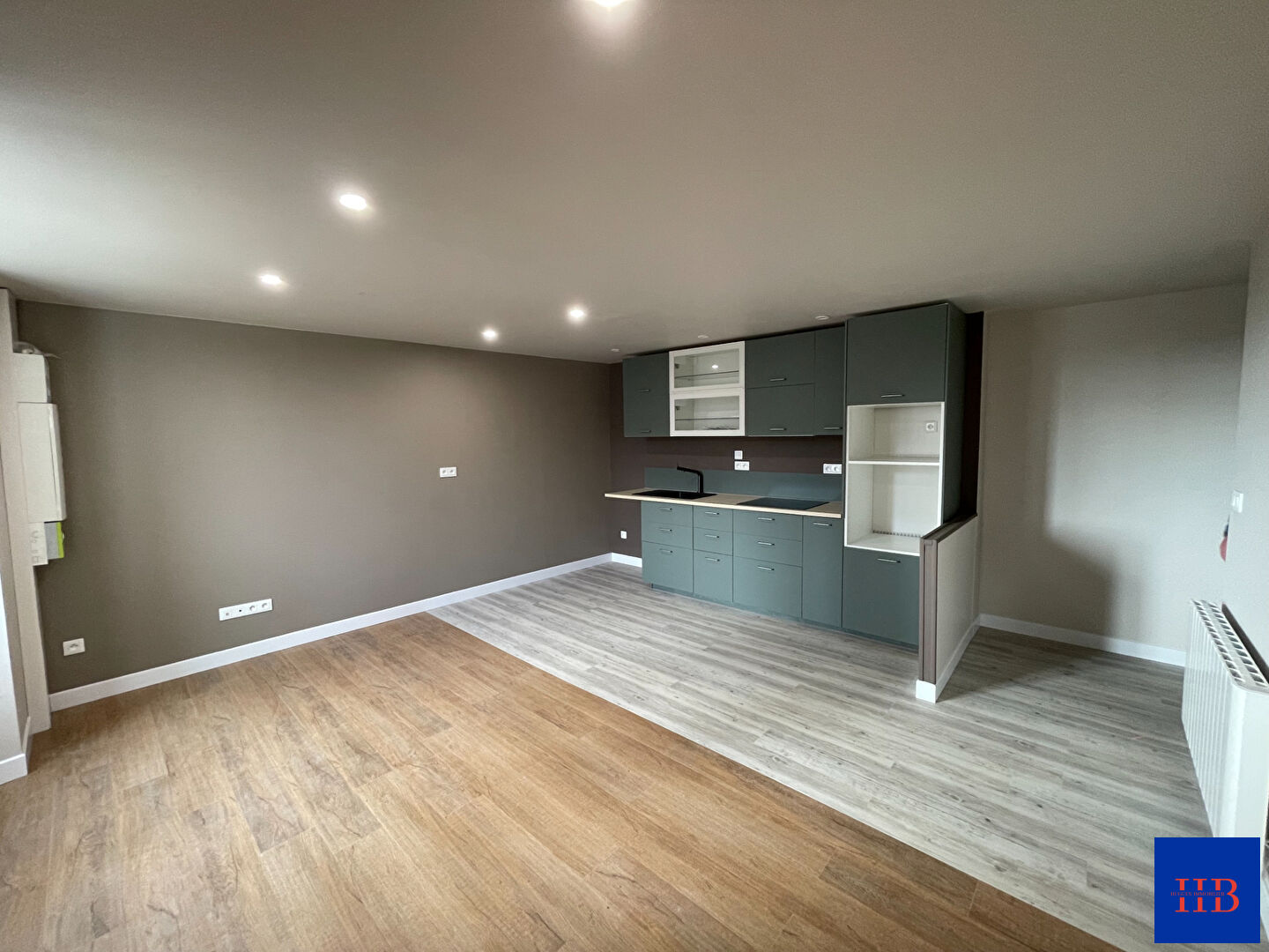 Agence immobilière de Hugues Immobilier Val de drome - Hugues Immobilier