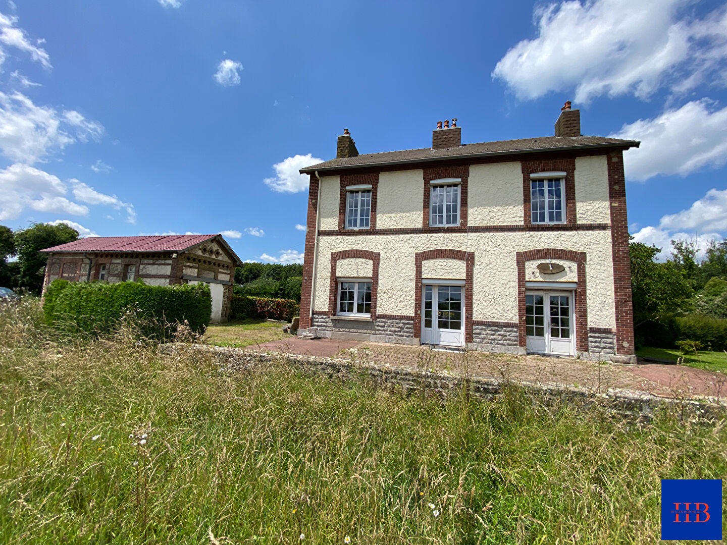 Agence immobilière de Hugues Immobilier Val de drome - Hugues Immobilier