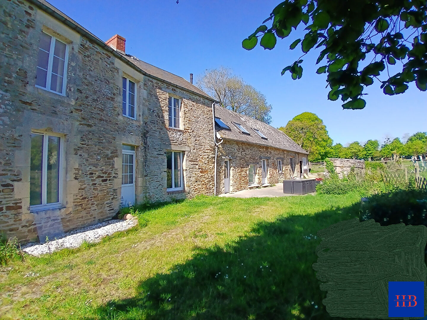 Agence immobilière de Hugues Immobilier Val de drome - Hugues Immobilier