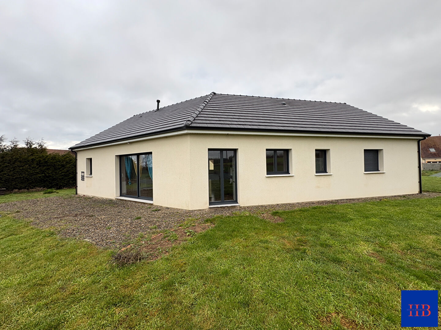 Agence immobilière de Hugues Immobilier Val de drome - Hugues Immobilier