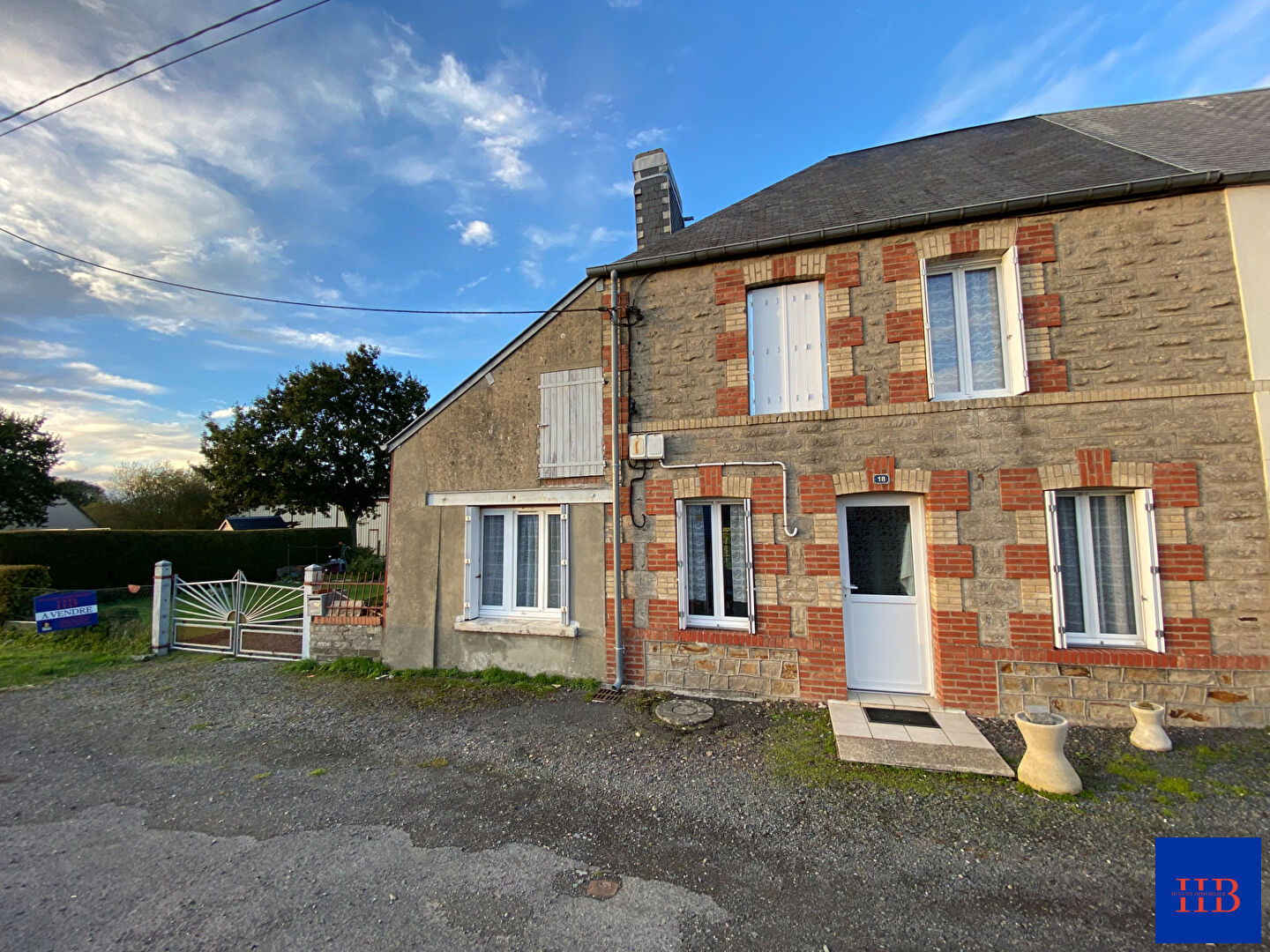 Agence immobilière de Hugues Immobilier Val de drome - Hugues Immobilier