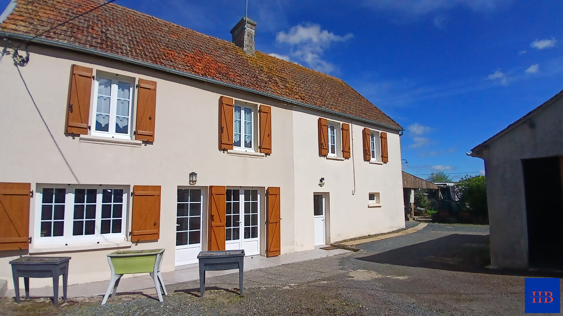 Agence immobilière de Hugues Immobilier Val de drome - Hugues Immobilier
