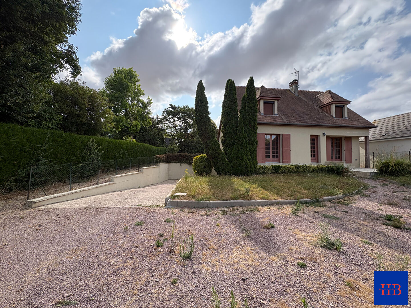Agence immobilière de Hugues Immobilier Val de drome - Hugues Immobilier