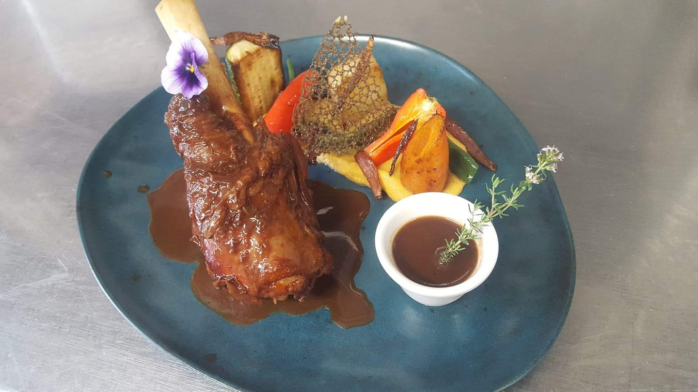 Restaurant dans maison de maître au coeur de la Provence
