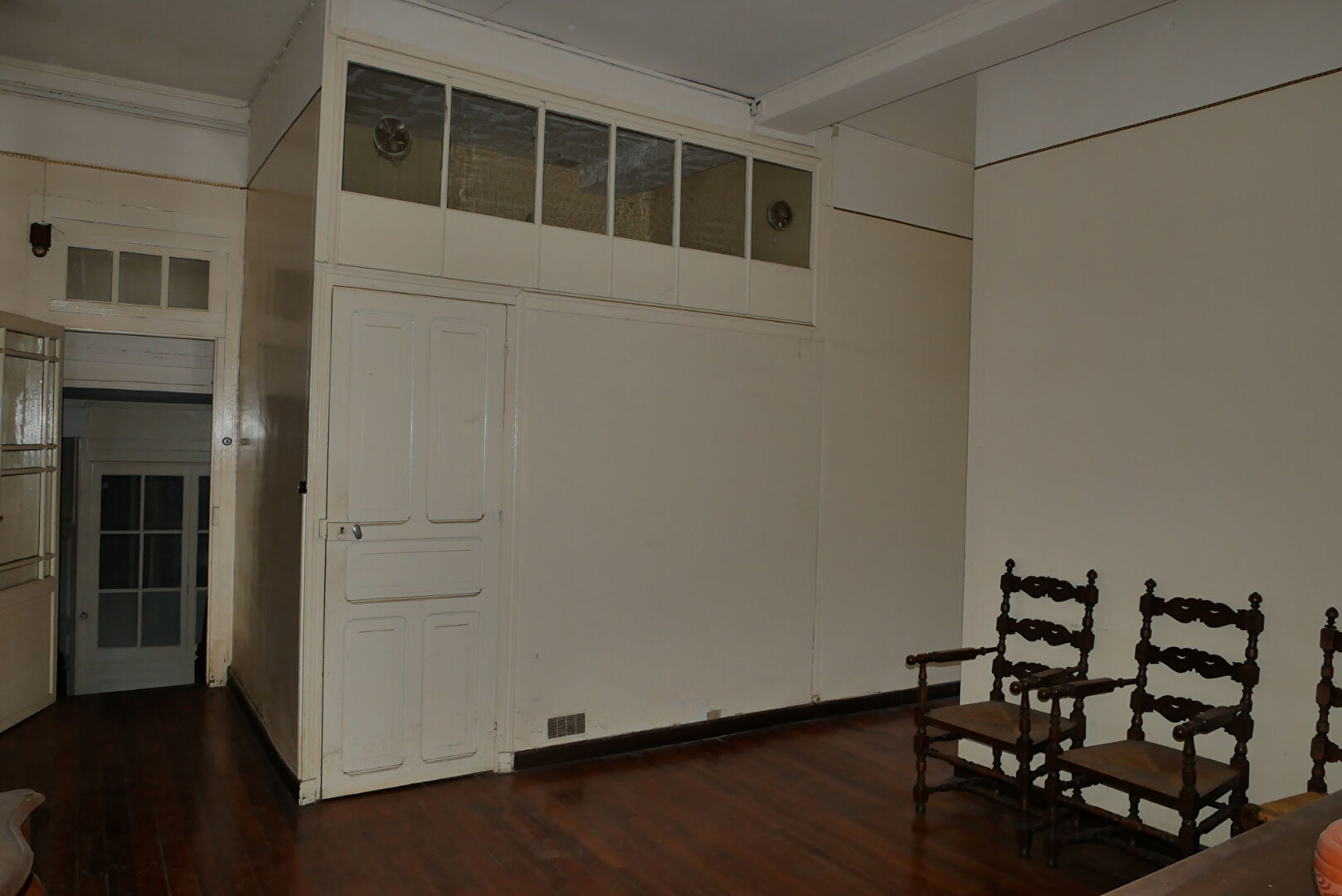 Photo Immeuble Oloron Sainte Marie 20 pièce(s) 480 m2 image 6/6