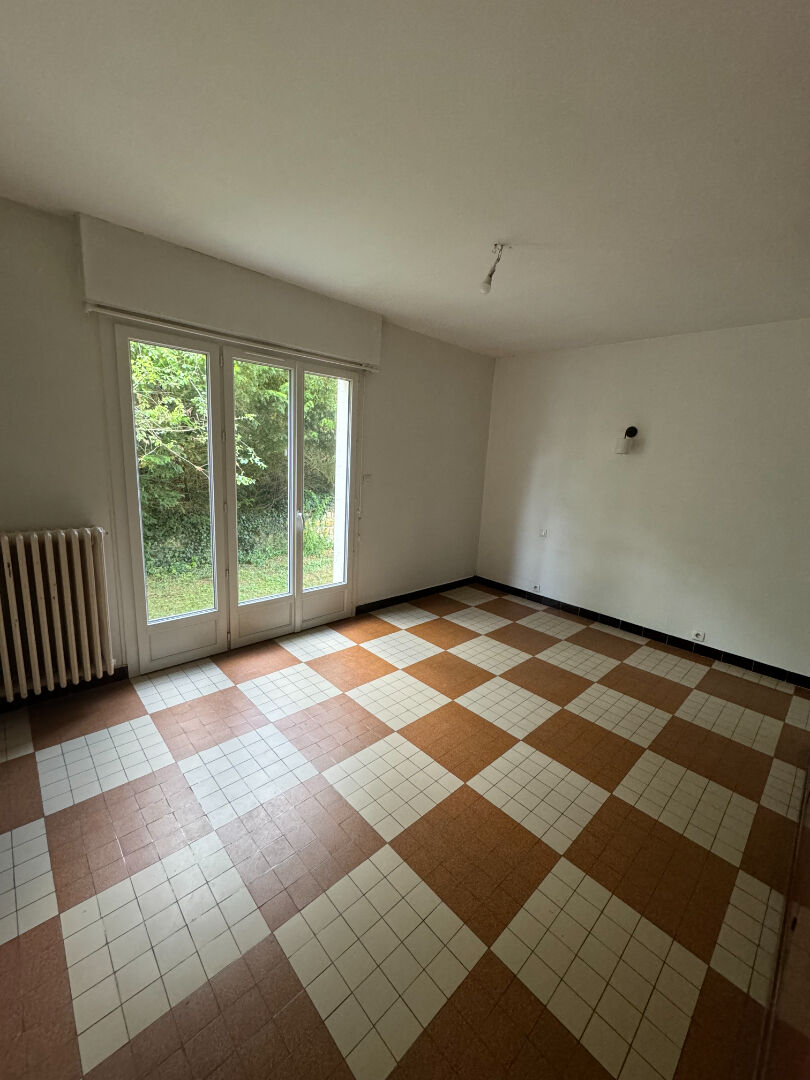 Appartement Pithiviers  3 pièce(s) 81.12 m2
