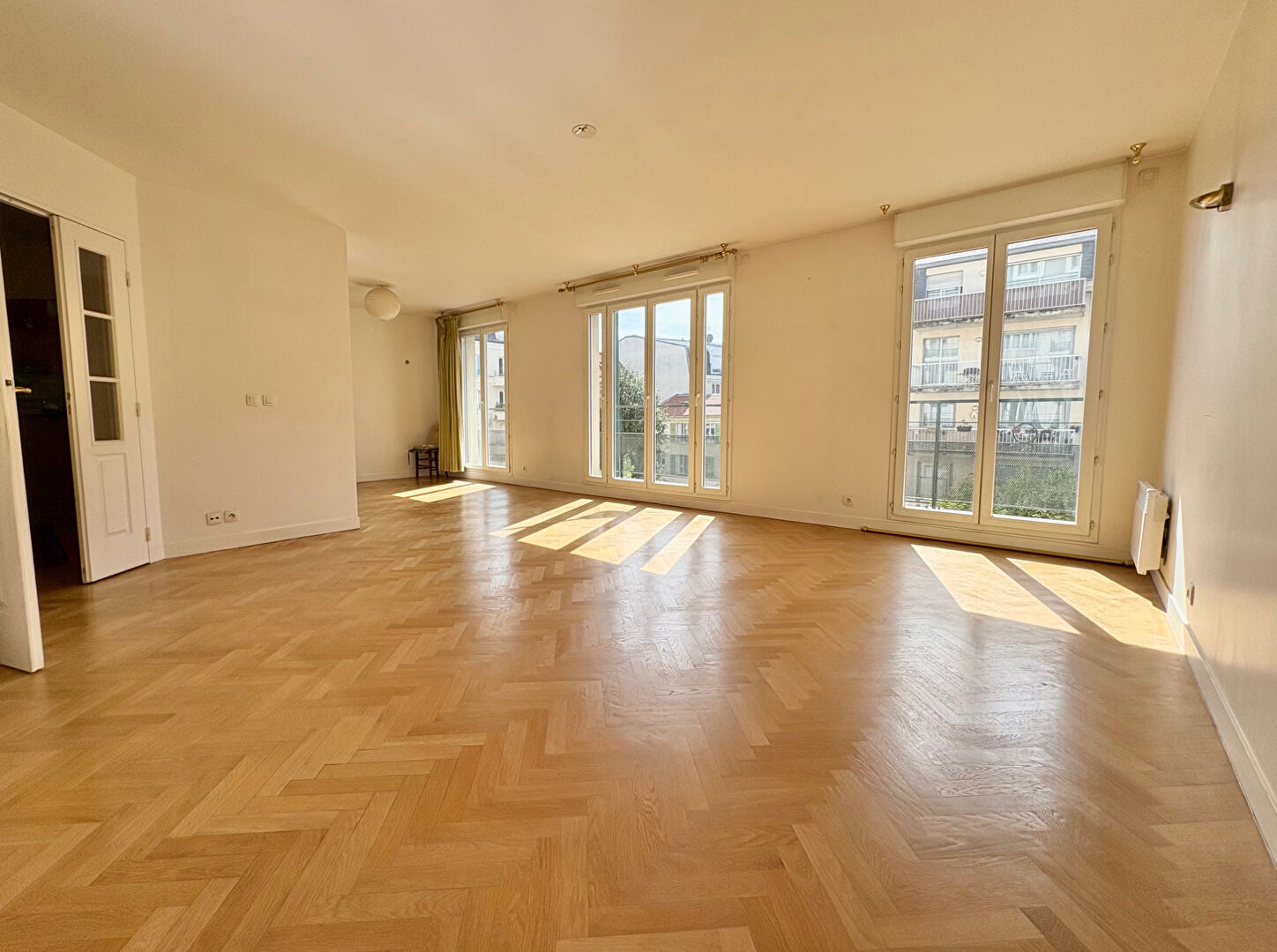 Photo GRAND APPARTEMENT NOGENT CENTRE image 2/6