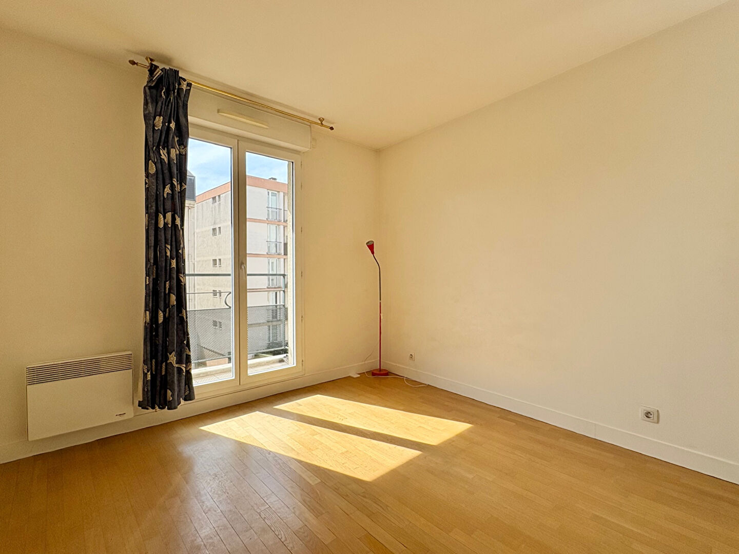 Photo GRAND APPARTEMENT NOGENT CENTRE image 6/6