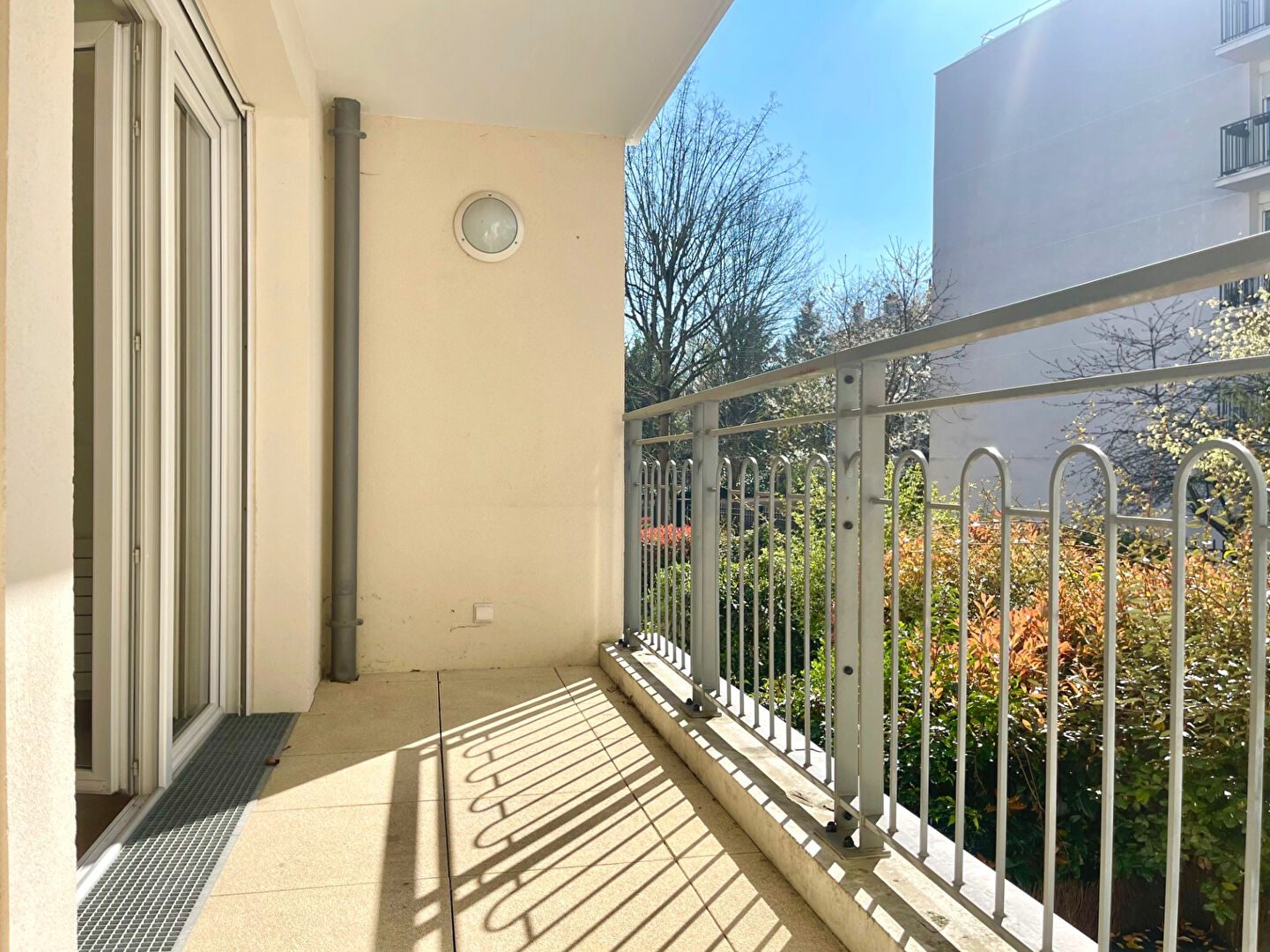 APPARTEMENT 3 PIECES DE STANDING LE PERREUX
