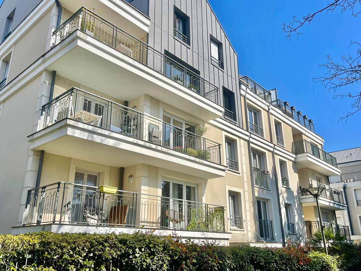 APPARTEMENT STANDING 3 PIECES  LE PERREUX