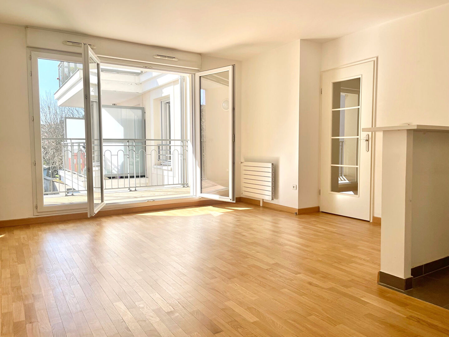 Photo APPARTEMENT STANDING 3 PIECES PERREUX image 3/6