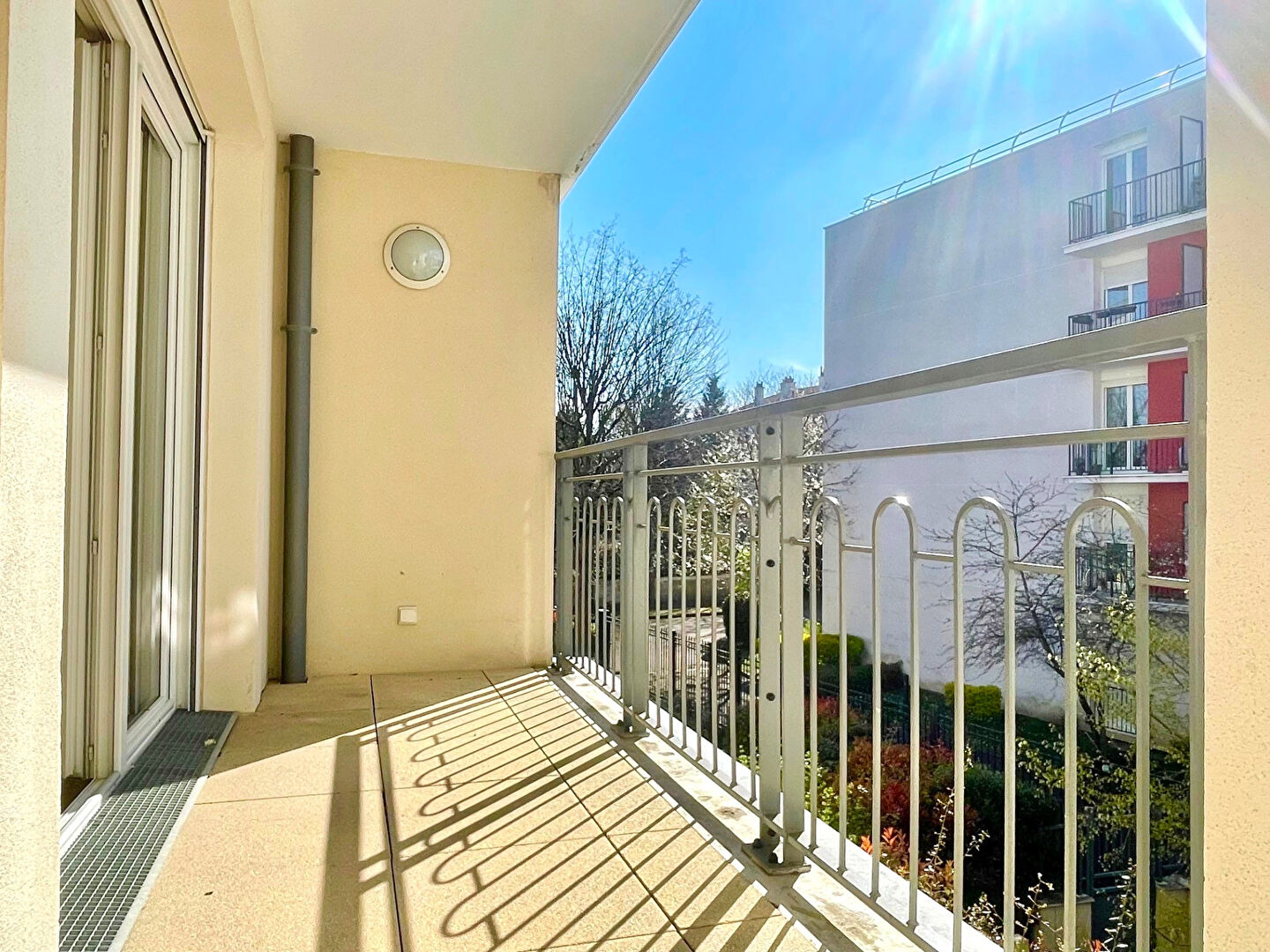 Photo APPARTEMENT STANDING 3 PIECES PERREUX image 5/6