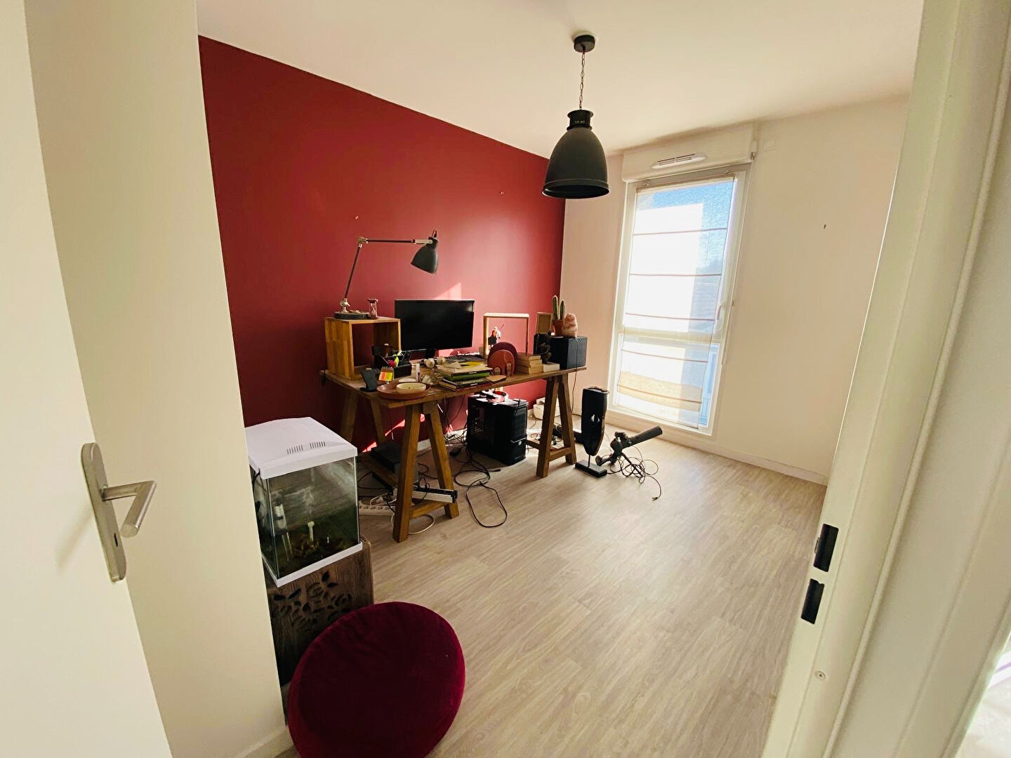 Photo A 2 pas du bois d'achelles et de la Croix Blanche image 5/6