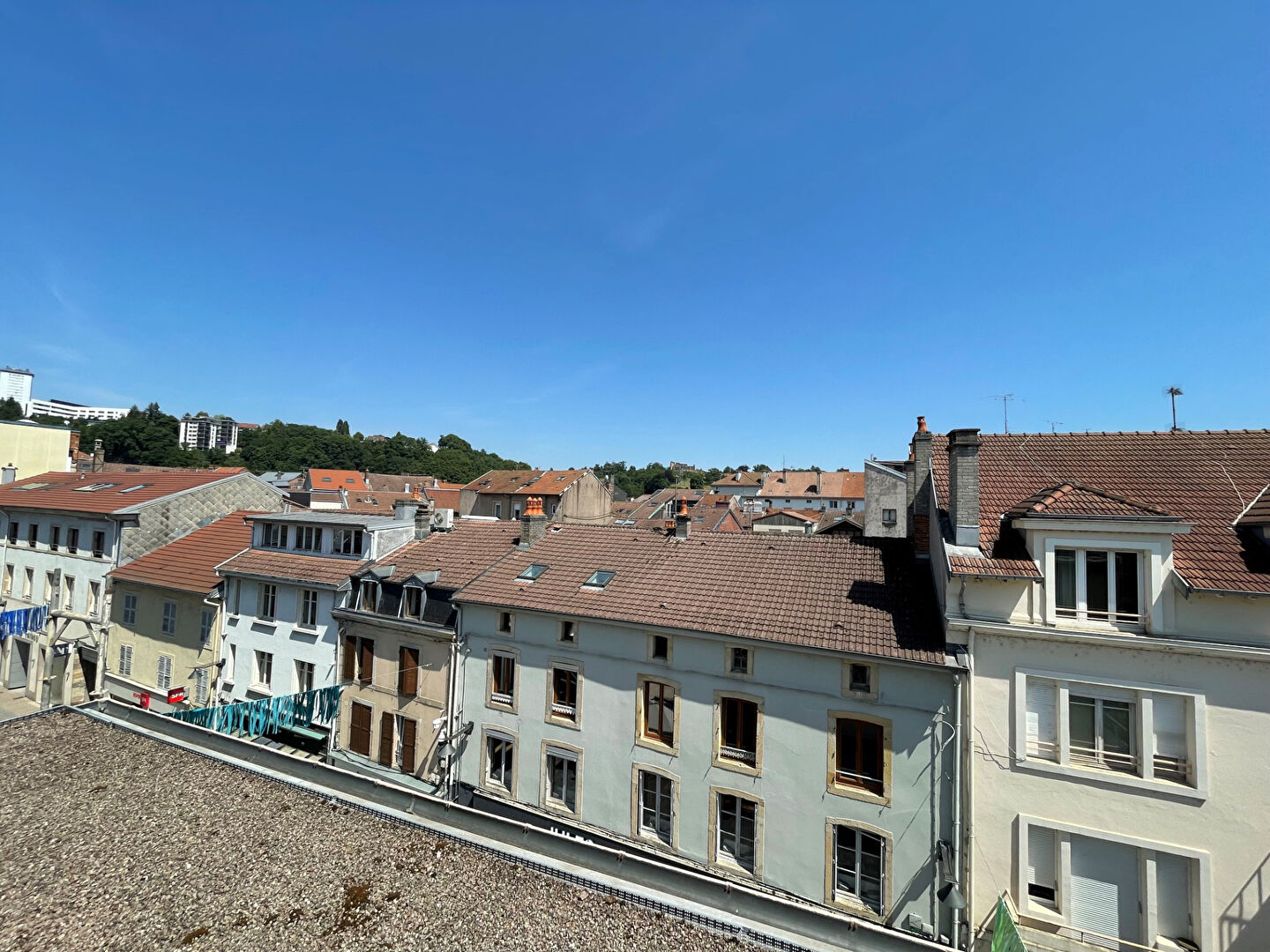 Photo EPINAL - APPARTEMENT F2 - 60 m² image 2/6