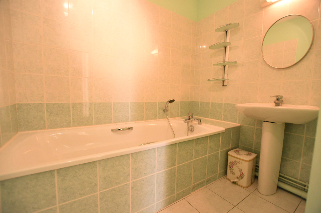 Photo APPARTEMENT F2 EPINAL - 2 pièce(s) - 49 m2 image 5/6