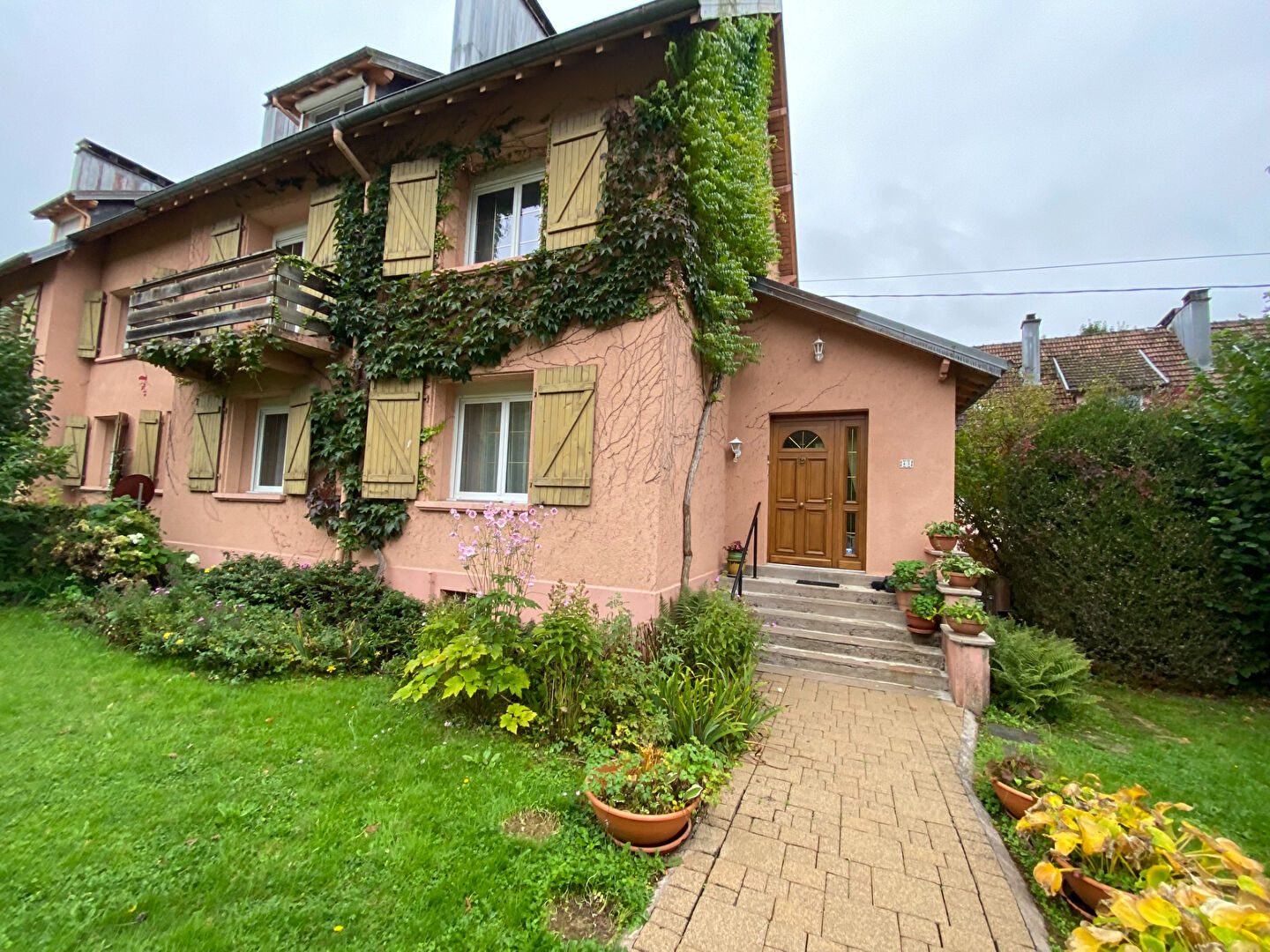 Photo Maison Arches 9 pièce(s) 200 m2 image 3/6