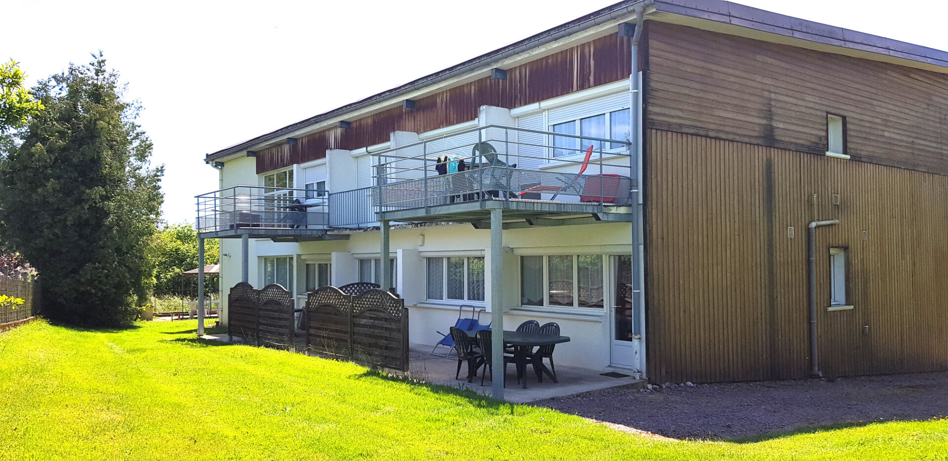 Immeuble La Voge Les Bains 420 m2 - 9 appt à louer.