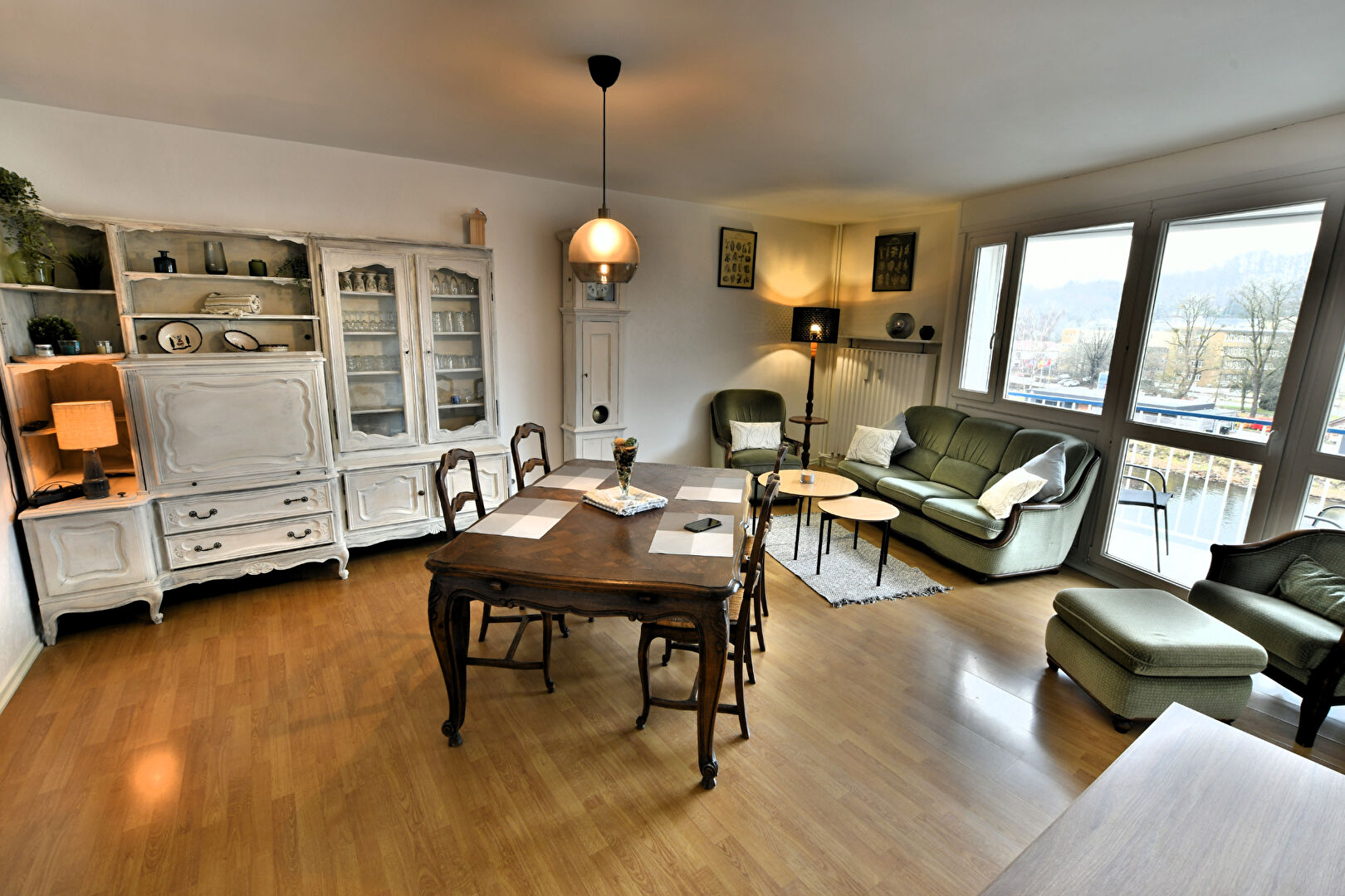 Photo EPINAL F3 meublé -avec  balcon et loggia - vue Moselle - image 2/6