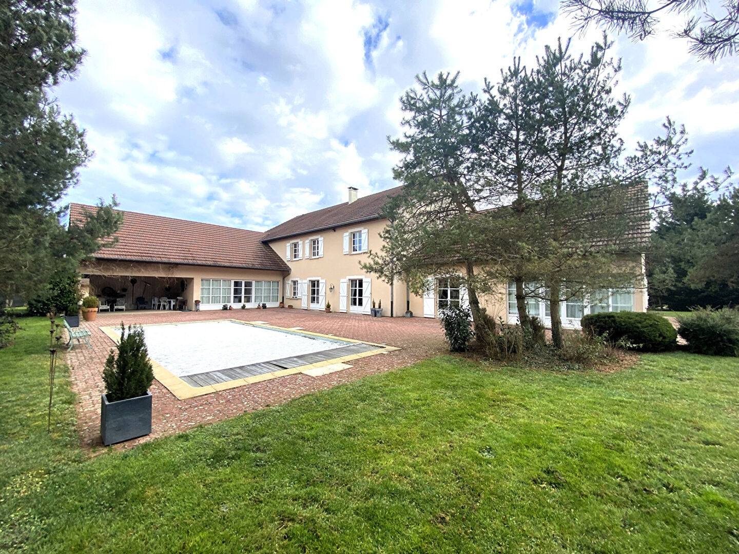 Photo Villa Bazoilles Sur Meuse 13 pièce(s) 619 m2 image 2/6