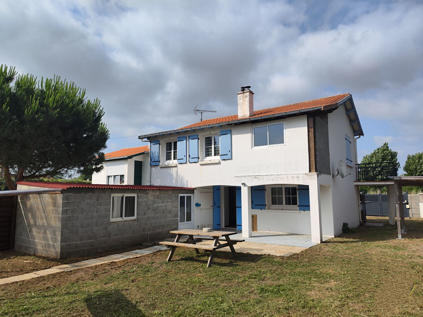 Agence immobilière de Immobilier du bord de mer - IMMOBILIER DU BORD DE MER