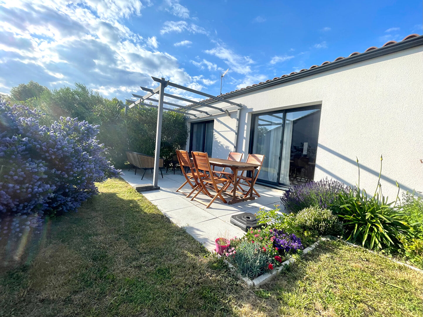 Agence immobilière de Immobilier du bord de mer - IMMOBILIER DU BORD DE MER