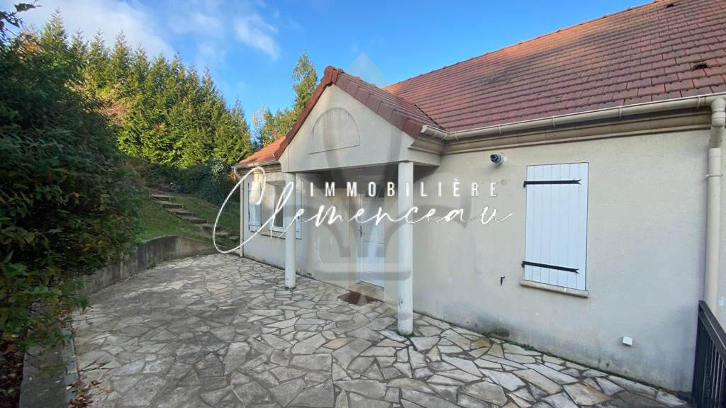 A LOUER - MAISON - VUE SUR LA VALLEE  - 5 PIECES - 3 CHAMBRES - 116 M² - TERRAIN 600 M²