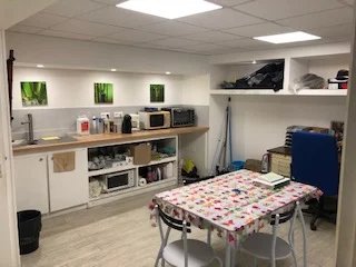 Photo Local commercial image 4/6