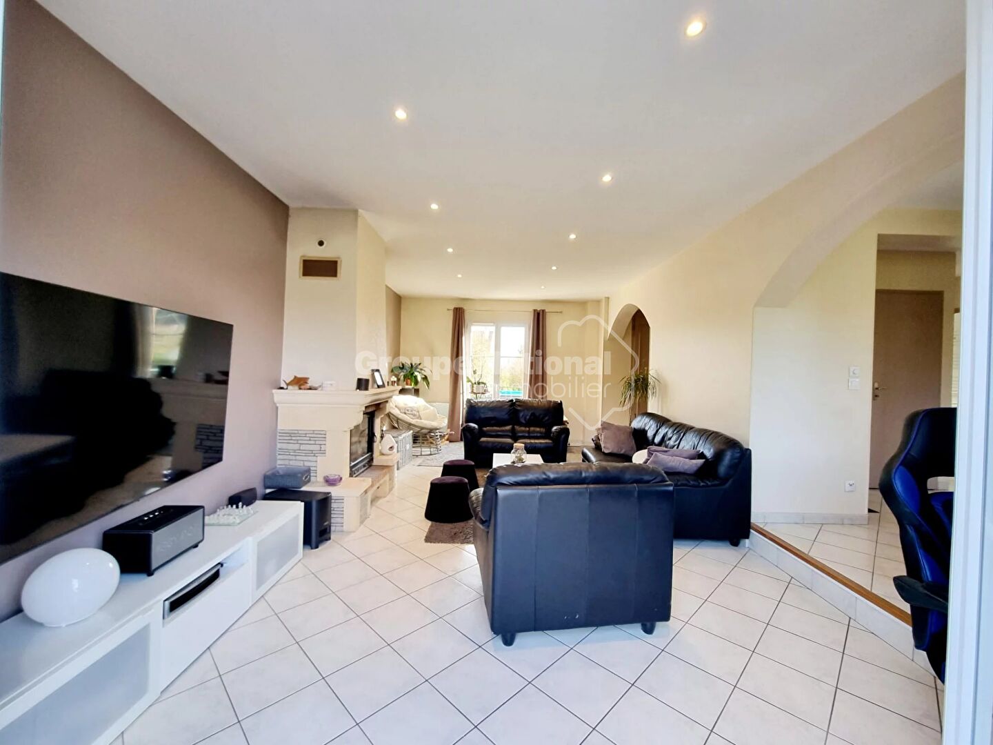 Photo 10 MN CREPY EN VALOIS image 2/5