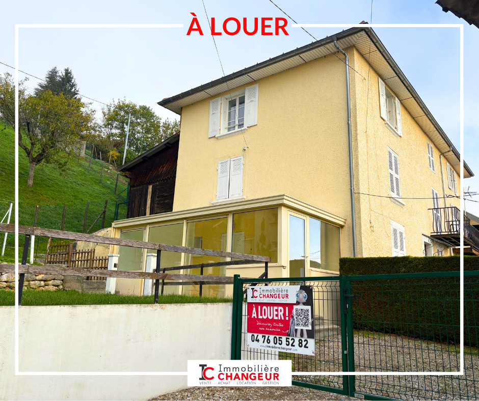 MAISON T3 + Bureau - CHARAVINES 74.26 m2